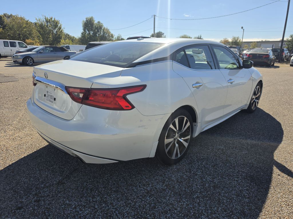Photo 6 of this NISSAN MAXIMA