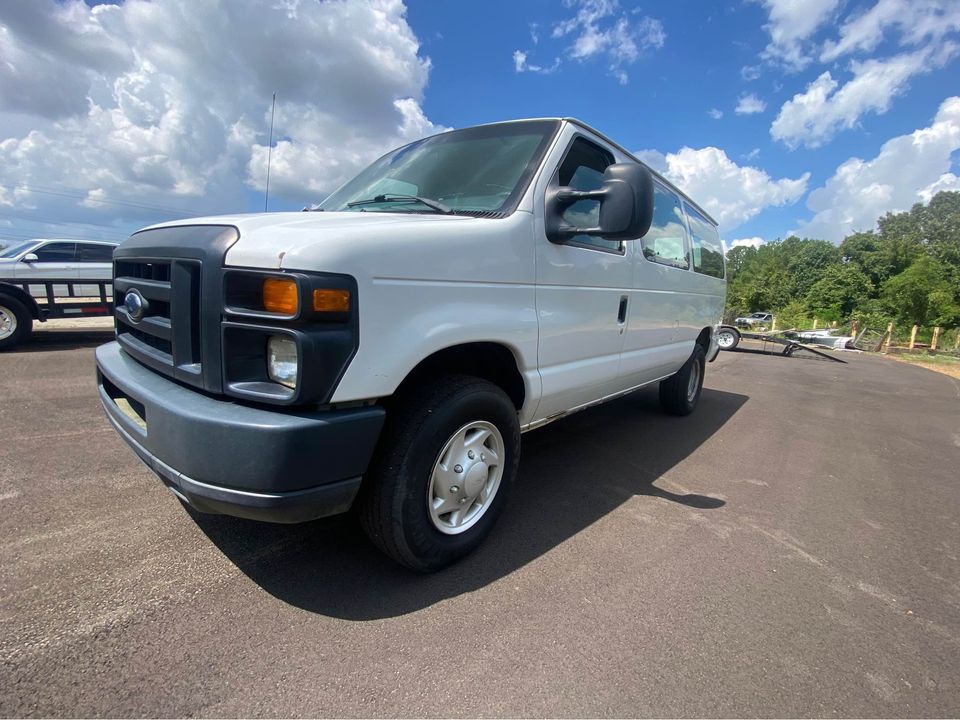 2009 FORD ECONOLINE