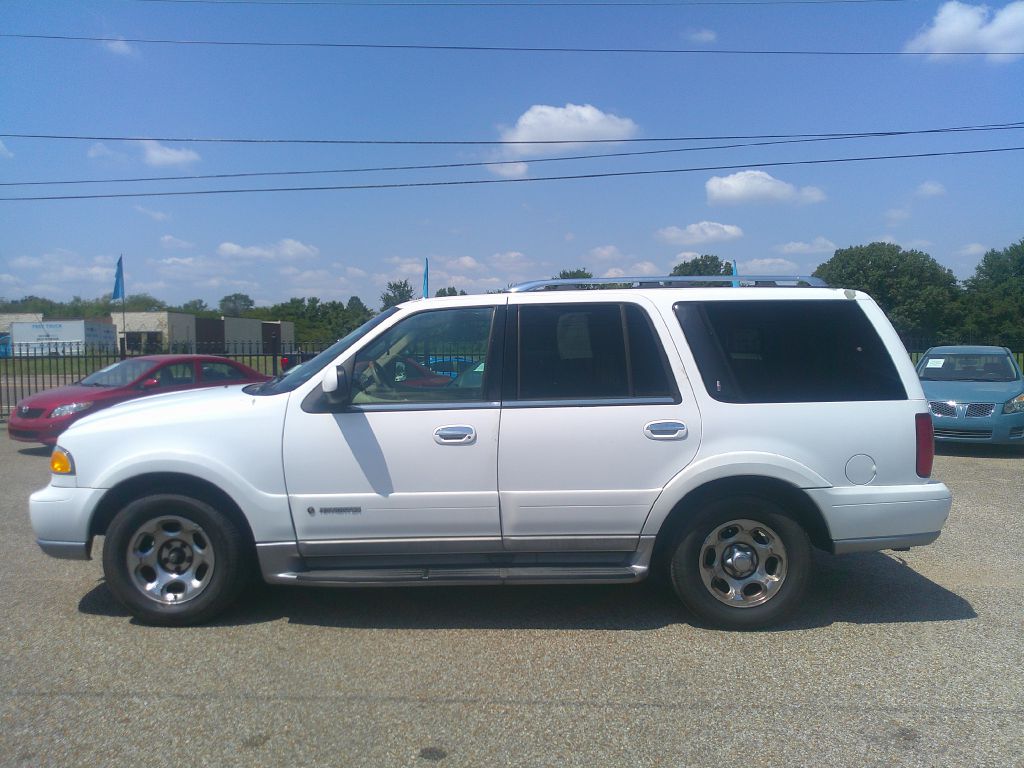 2000 LINCOLN NAVIGATOR