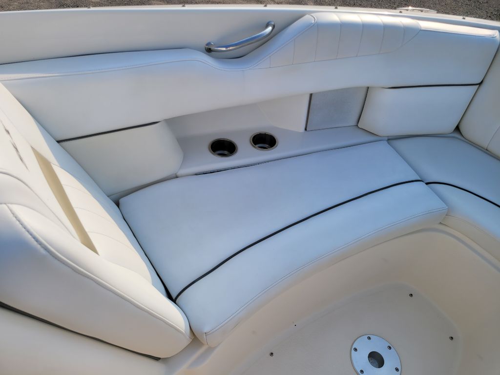 Photo 60 of this SEA RAY SLX