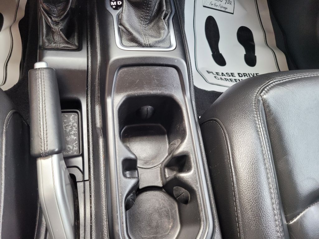 Photo 35 of this JEEP WRANGLER UNLIMI