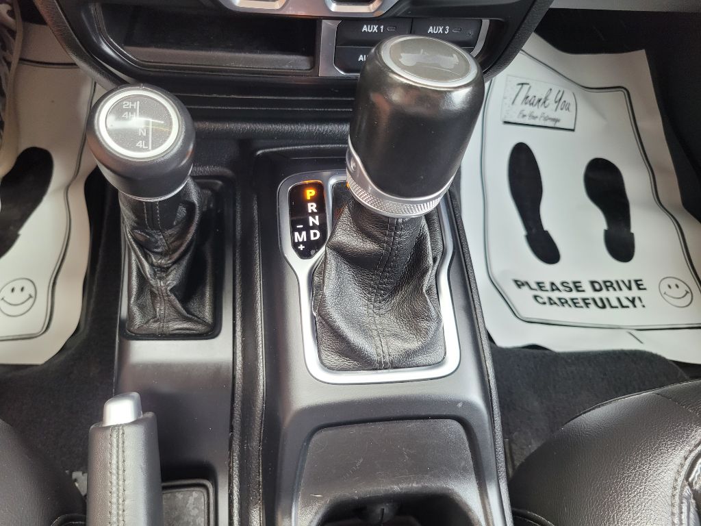 Photo 34 of this JEEP WRANGLER UNLIMI