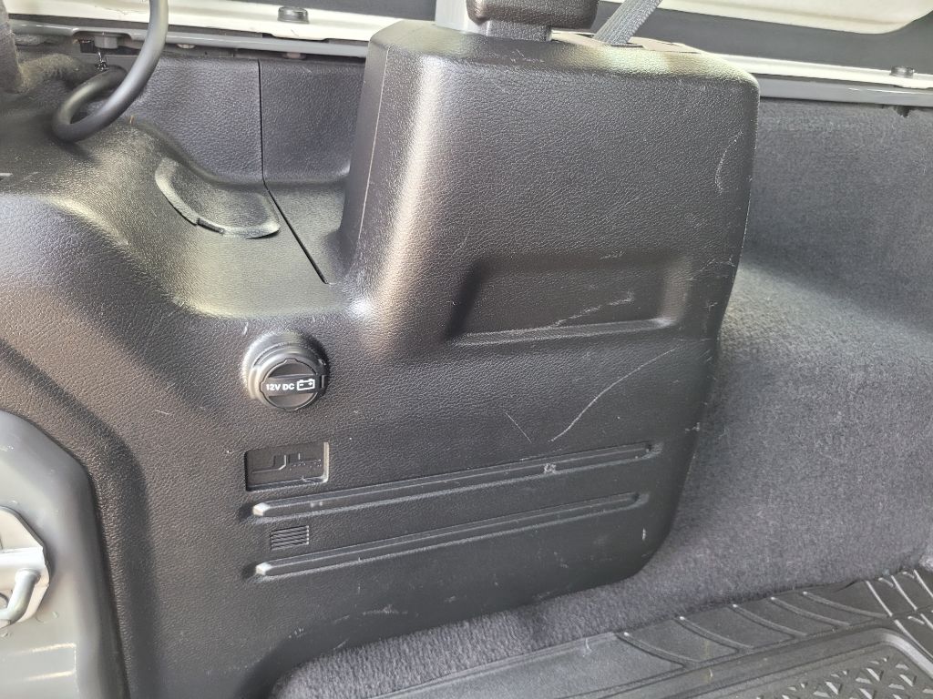Photo 50 of this JEEP WRANGLER UNLIMI