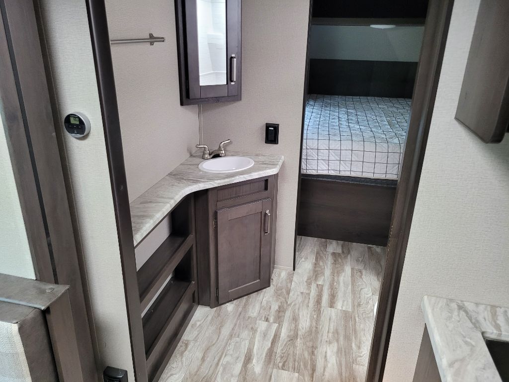 Photo 52 of this GRAND DESIGN TRANSCEND