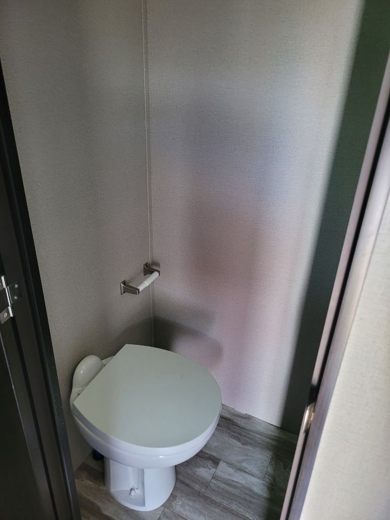 Photo 49 of this GRAND DESIGN TRANSCEND