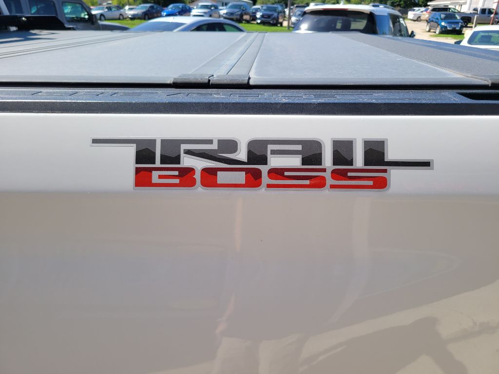 Photo 15 of this CHEVROLET SILVERADO 1500