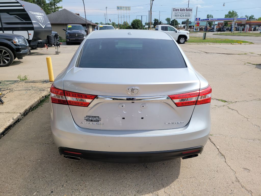 Photo 6 of this TOYOTA AVALON
