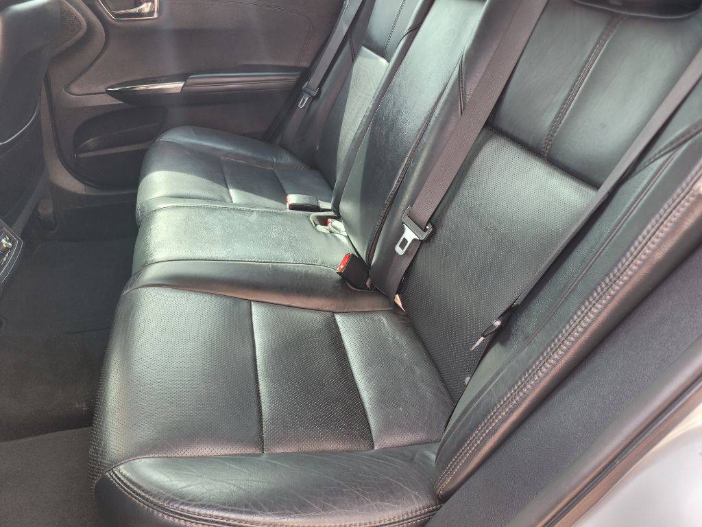 Photo 39 of this TOYOTA AVALON