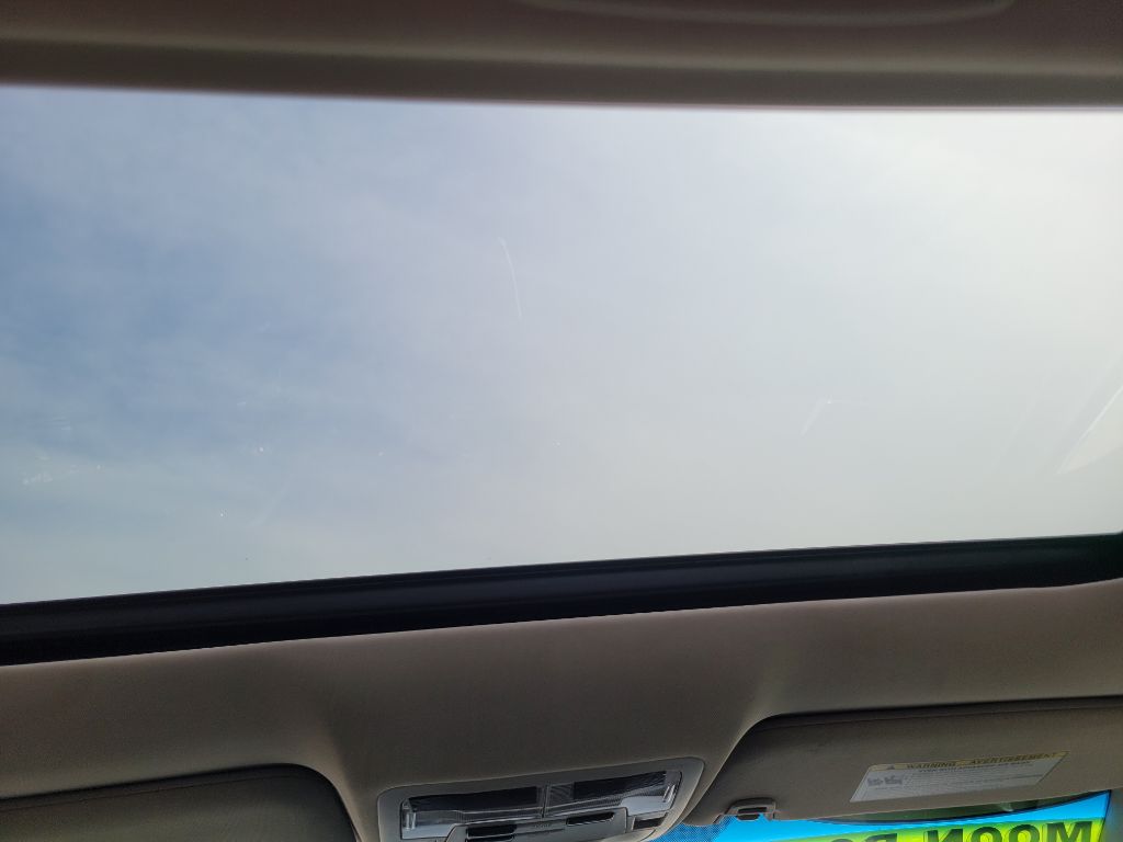 Photo 44 of this TOYOTA AVALON