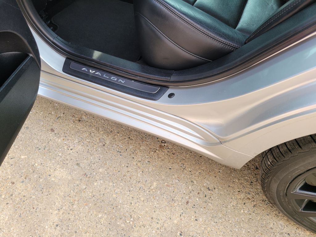 Photo 38 of this TOYOTA AVALON