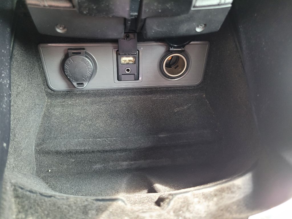 Photo 29 of this TOYOTA AVALON