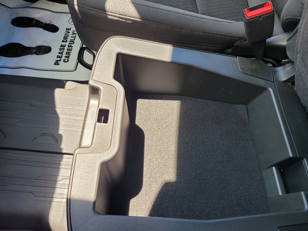 Photo 43 of this GMC SIERRA 1500