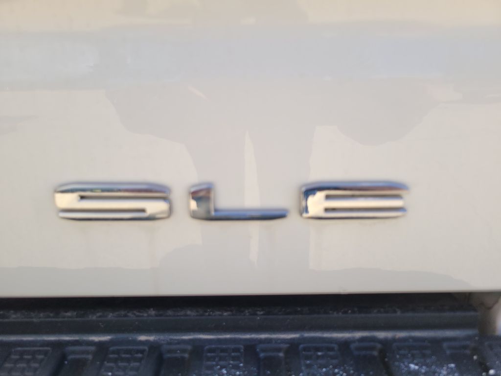 Photo 7 of this GMC SIERRA 1500