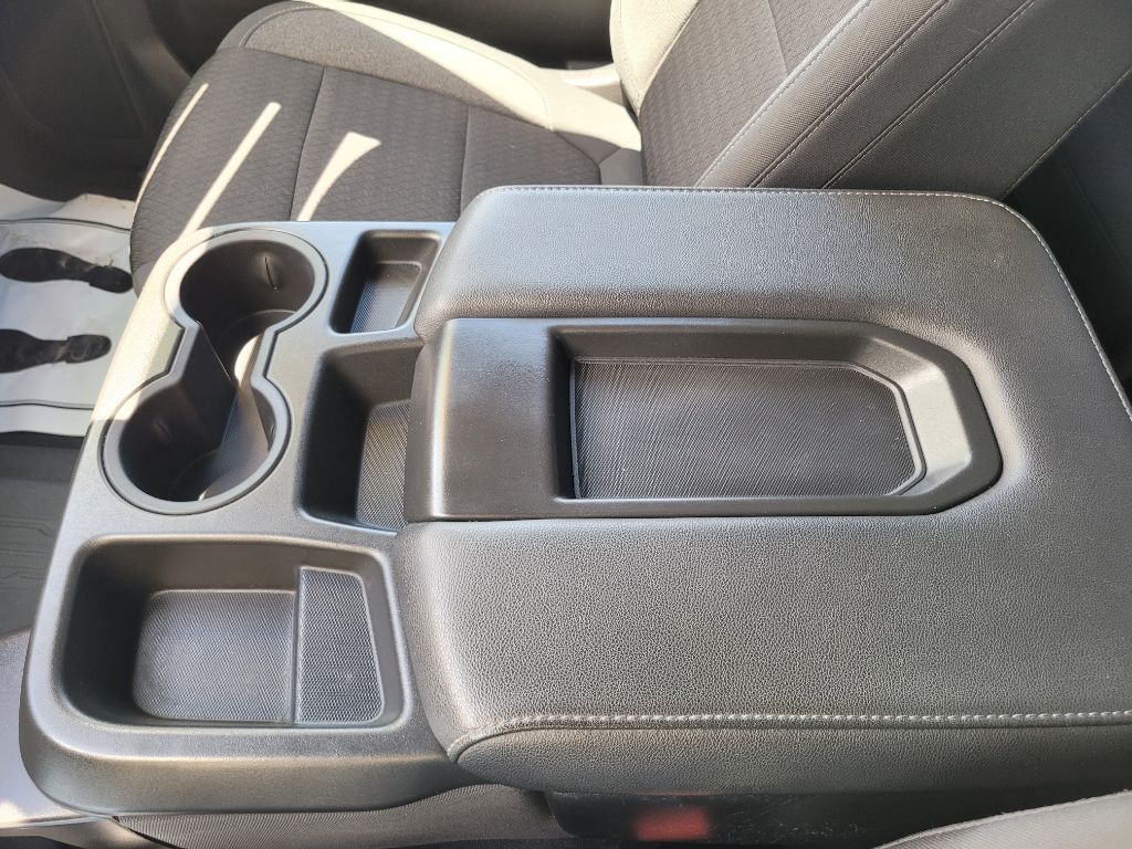 Photo 41 of this GMC SIERRA 1500