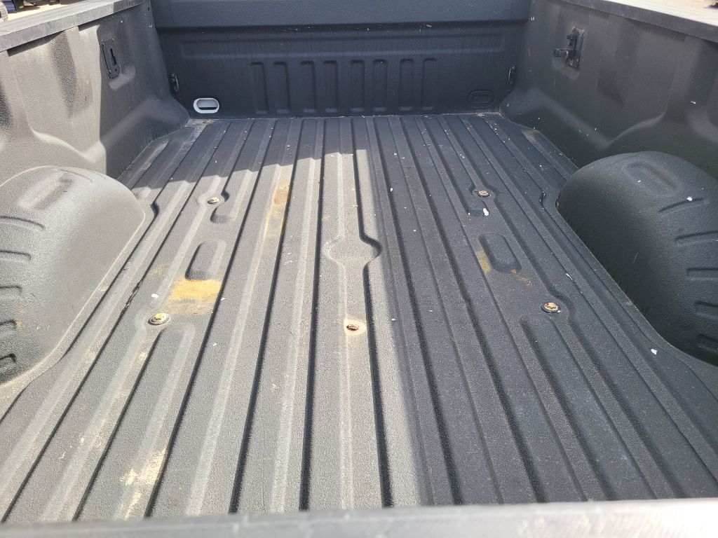 Photo 10 of this FORD F-250 SUPER DUT