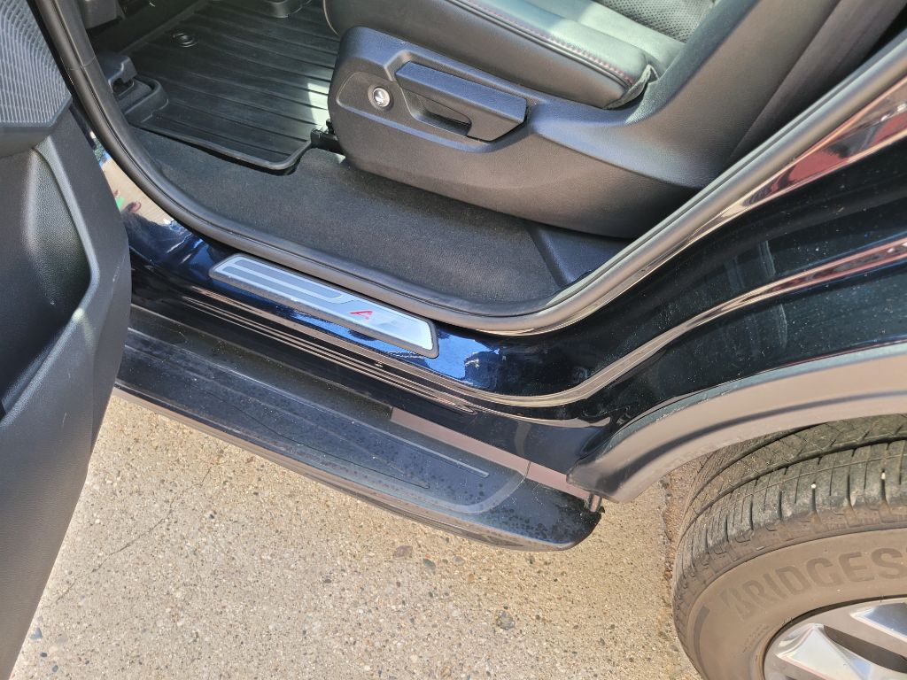 Photo 53 of this ACURA MDX