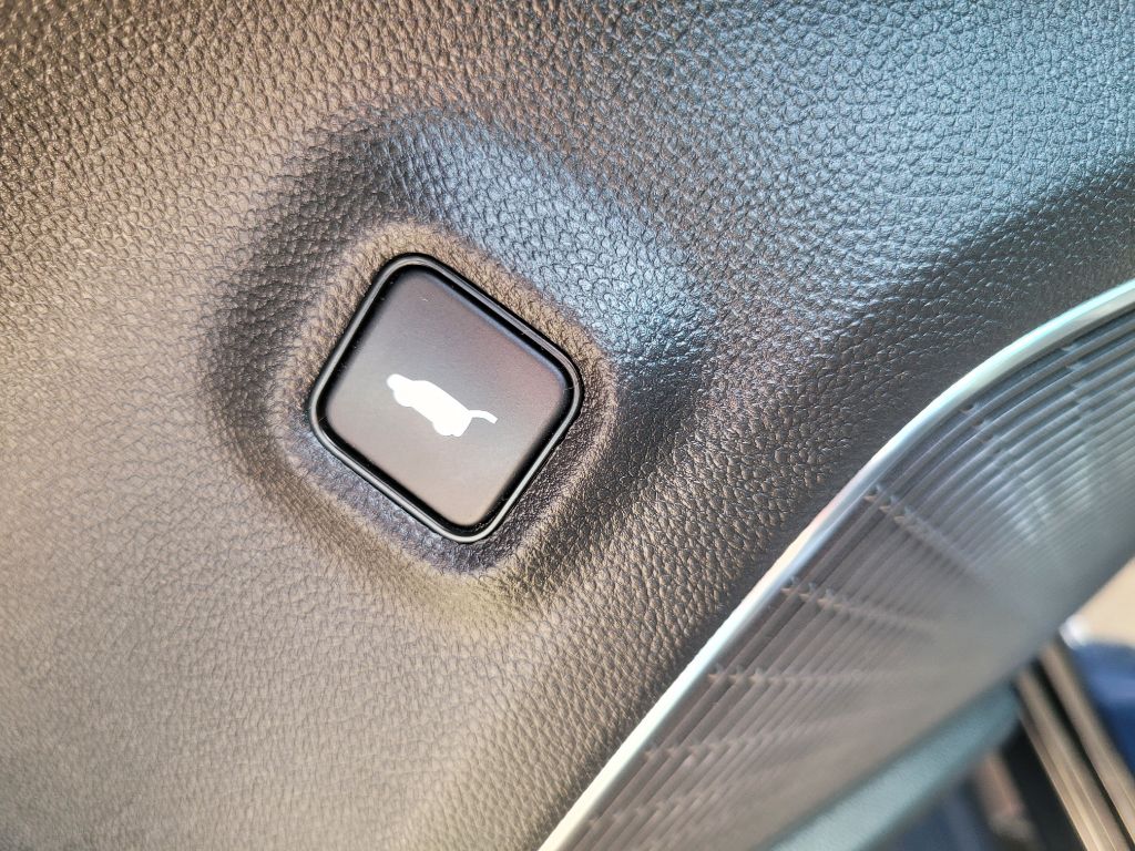 Photo 27 of this ACURA MDX