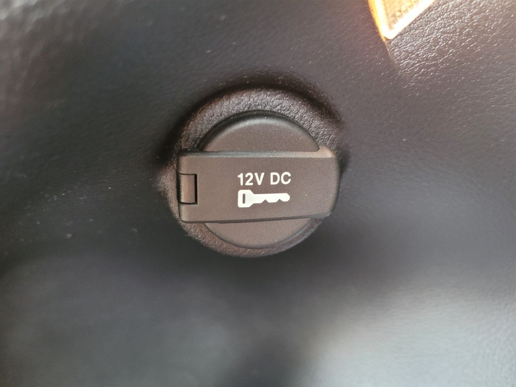 Photo 48 of this JEEP COMPASS