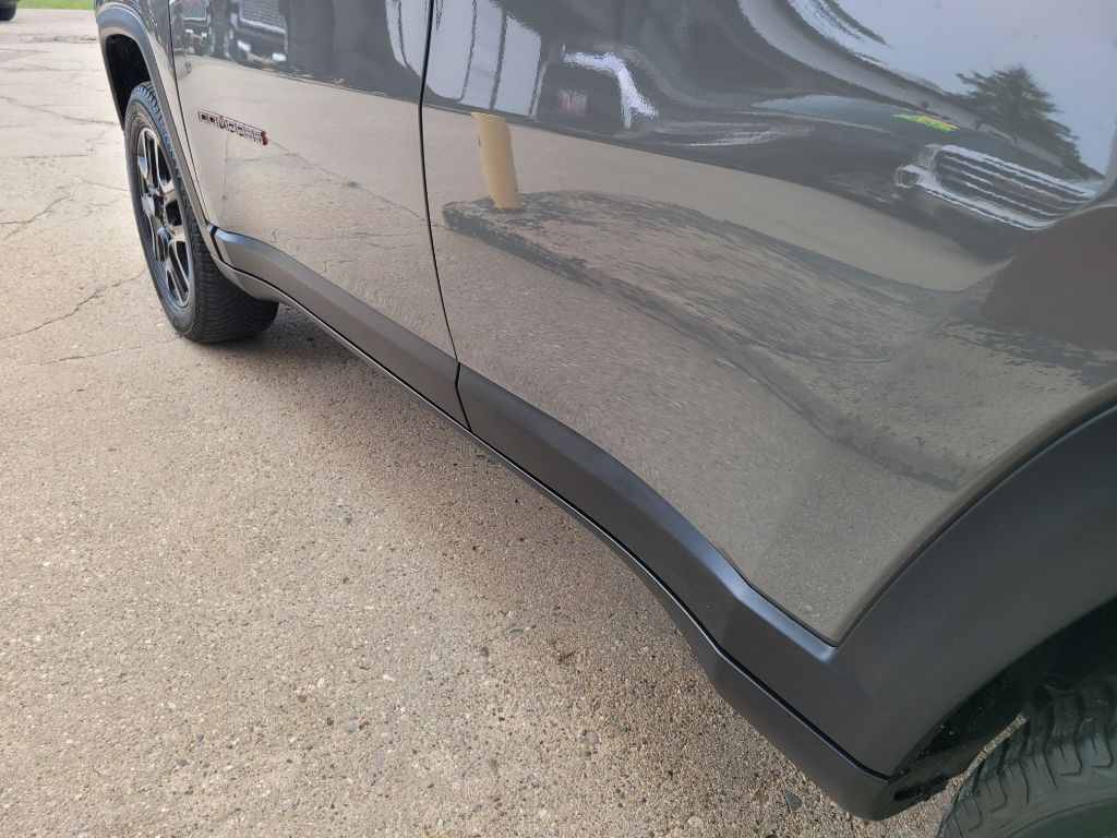 Photo 13 of this JEEP COMPASS