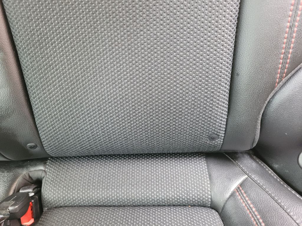 Photo 41 of this JEEP COMPASS