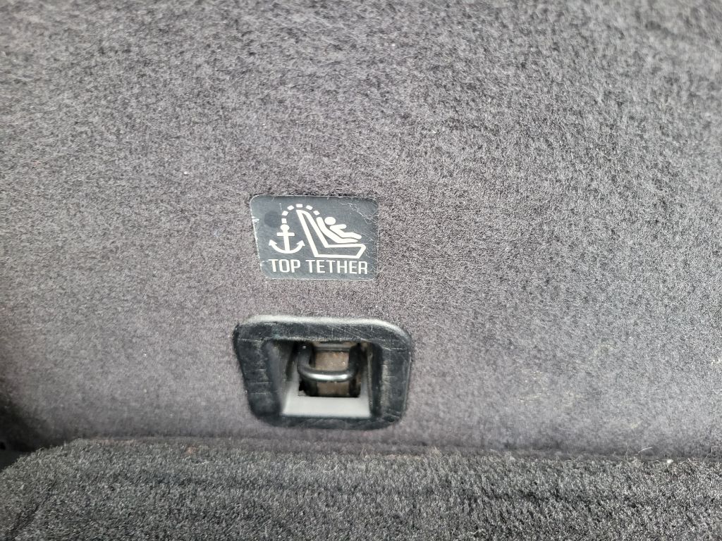 Photo 47 of this JEEP COMPASS