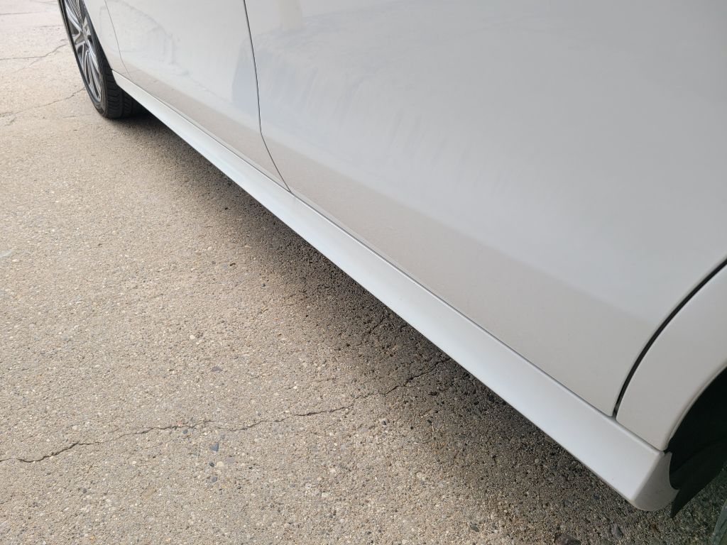 Photo 16 of this MERCEDES-BENZ E-CLASS
