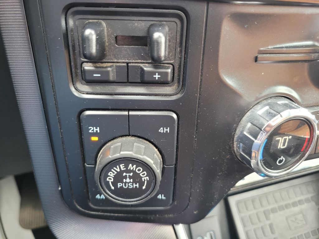 Photo 42 of this FORD F-150