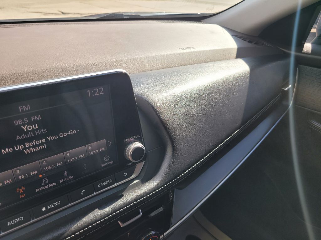 Photo 37 of this NISSAN ROGUE
