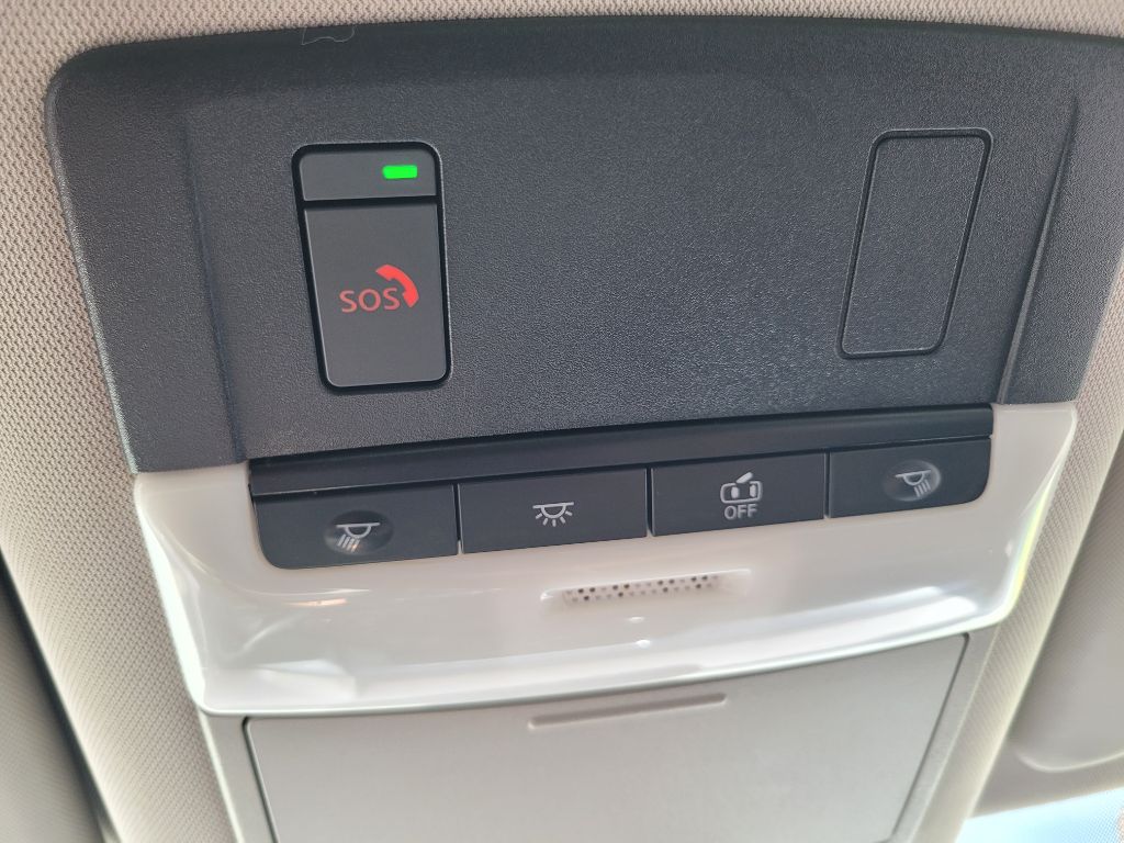 Photo 36 of this NISSAN ROGUE