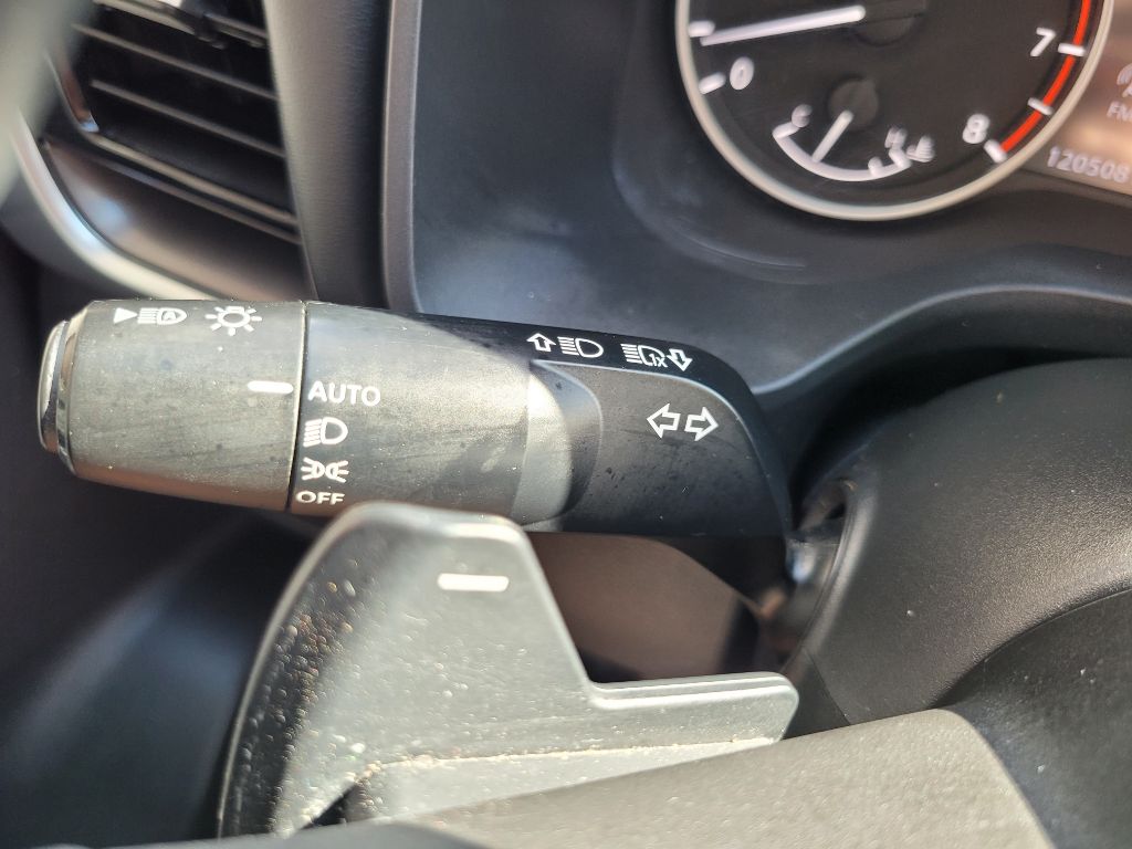 Photo 25 of this NISSAN ROGUE