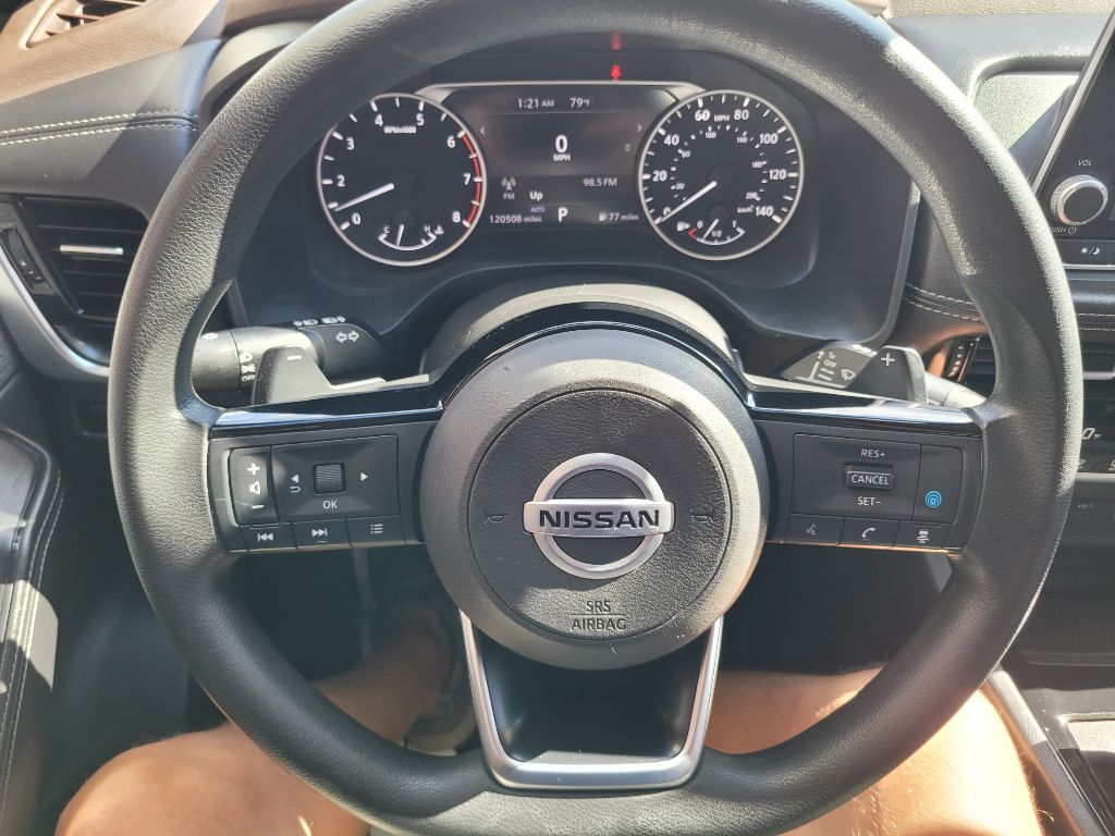 Photo 22 of this NISSAN ROGUE