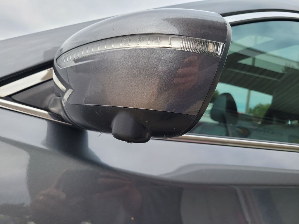 Photo 14 of this NISSAN ROGUE