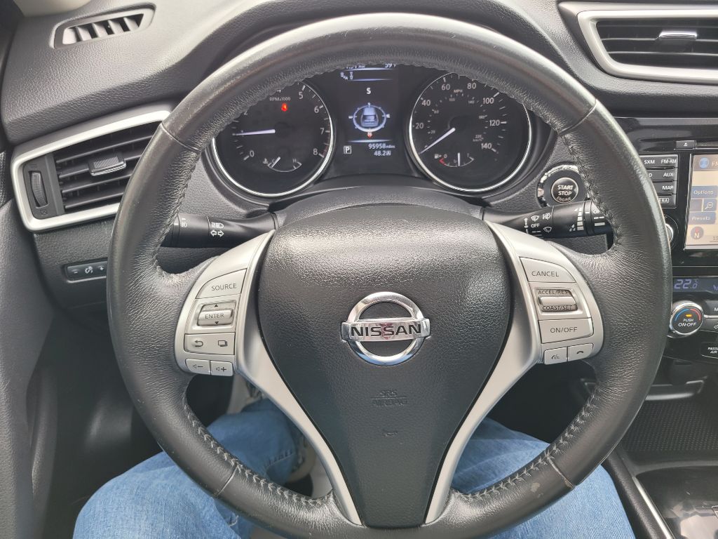 Photo 22 of this NISSAN ROGUE