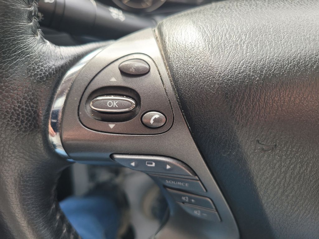 Photo 29 of this NISSAN MURANO
