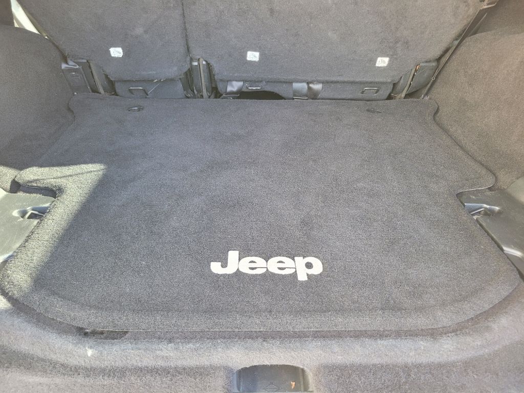 Photo 48 of this JEEP WRANGLER UNLIMI