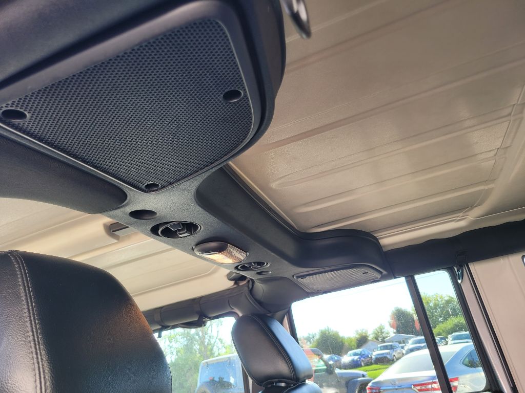 Photo 44 of this JEEP WRANGLER UNLIMI