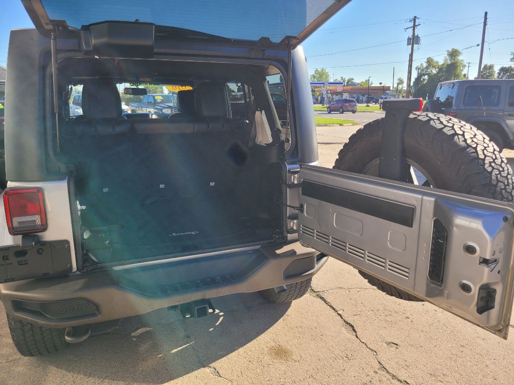 Photo 45 of this JEEP WRANGLER UNLIMI