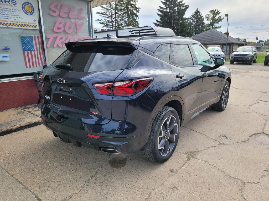 Photo 6 of this CHEVROLET BLAZER