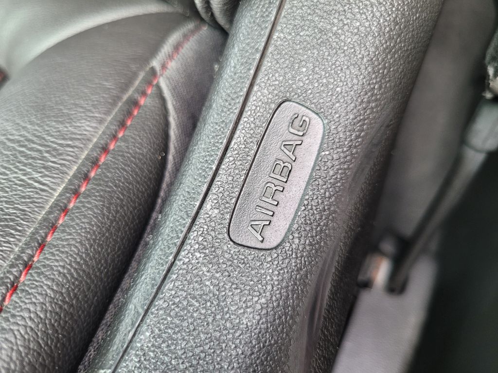 Photo 24 of this CHEVROLET BLAZER