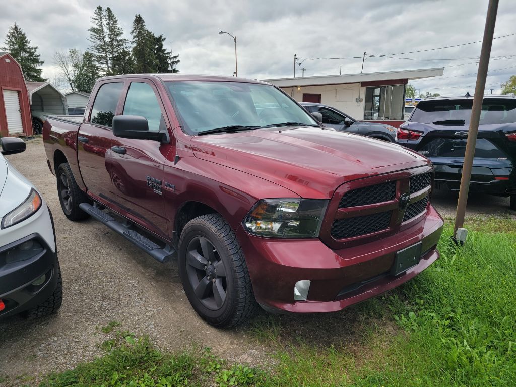 Photo 3 of this RAM 1500 CLASSIC