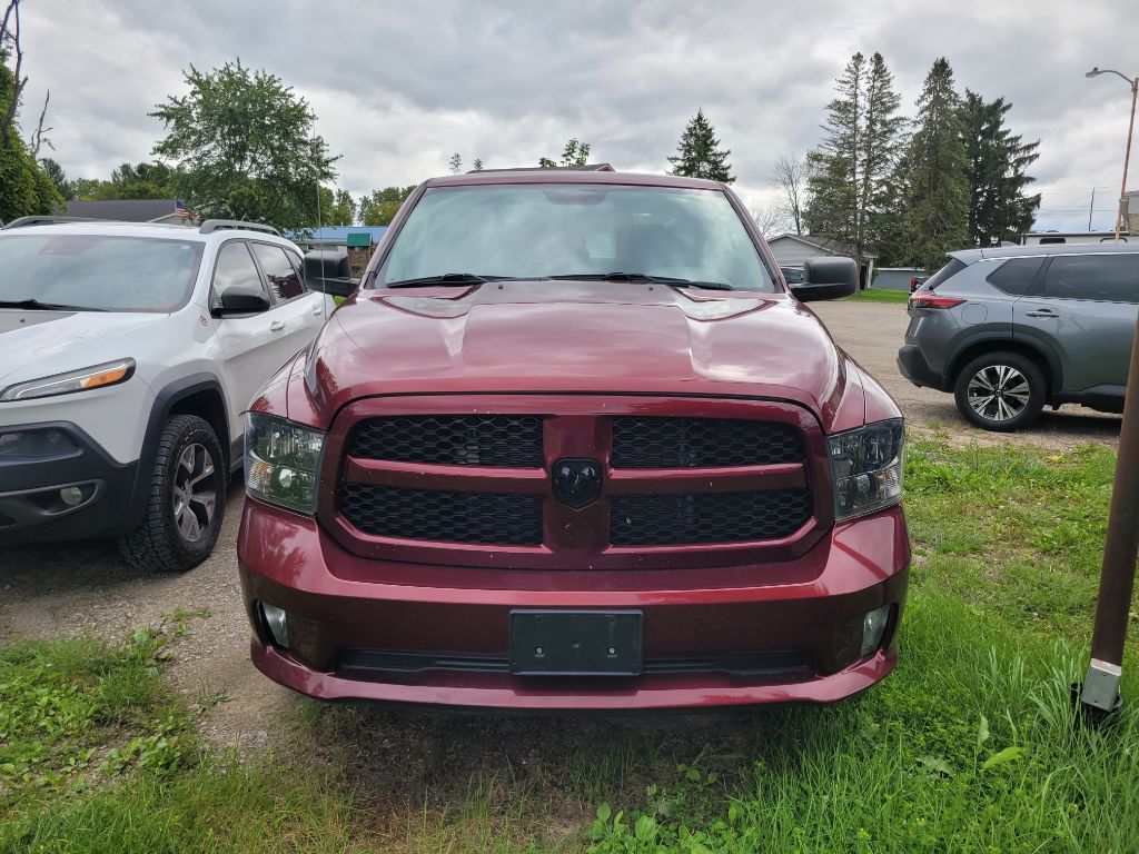 Photo 2 of this RAM 1500 CLASSIC