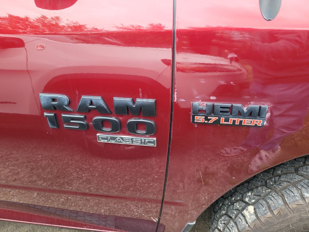 Photo 4 of this RAM 1500 CLASSIC