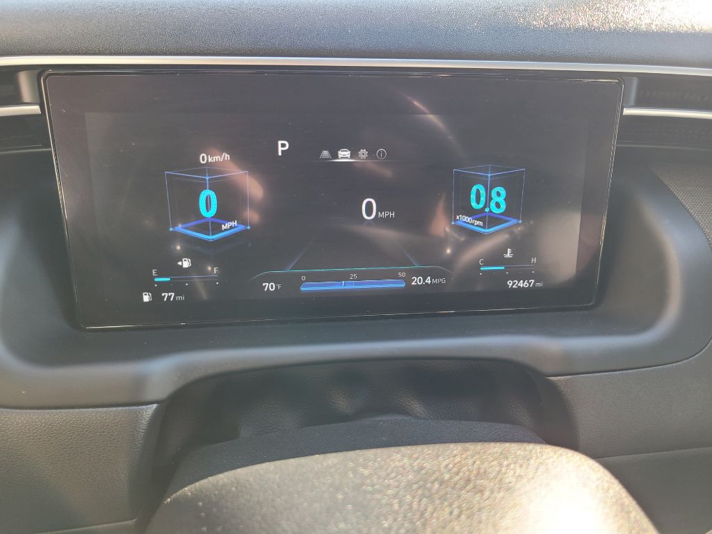 Photo 33 of this HYUNDAI SANTA CRUZ