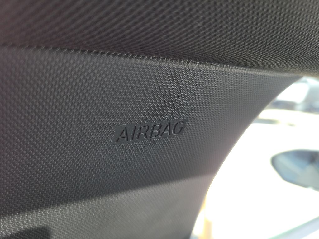 Photo 53 of this HYUNDAI SANTA CRUZ