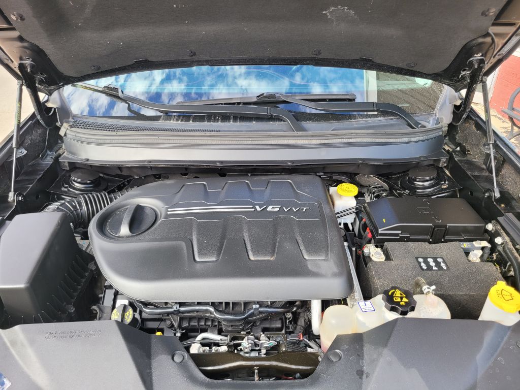 Photo 52 of this JEEP CHEROKEE