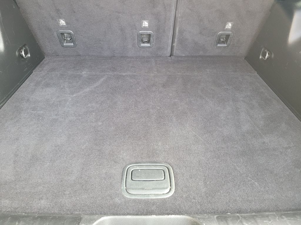 Photo 49 of this JEEP CHEROKEE