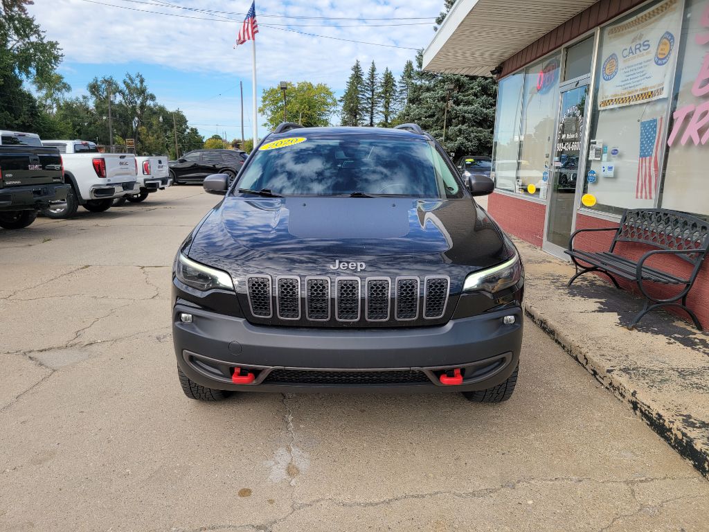 Photo 2 of this JEEP CHEROKEE