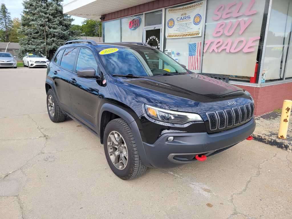 Photo 3 of this JEEP CHEROKEE