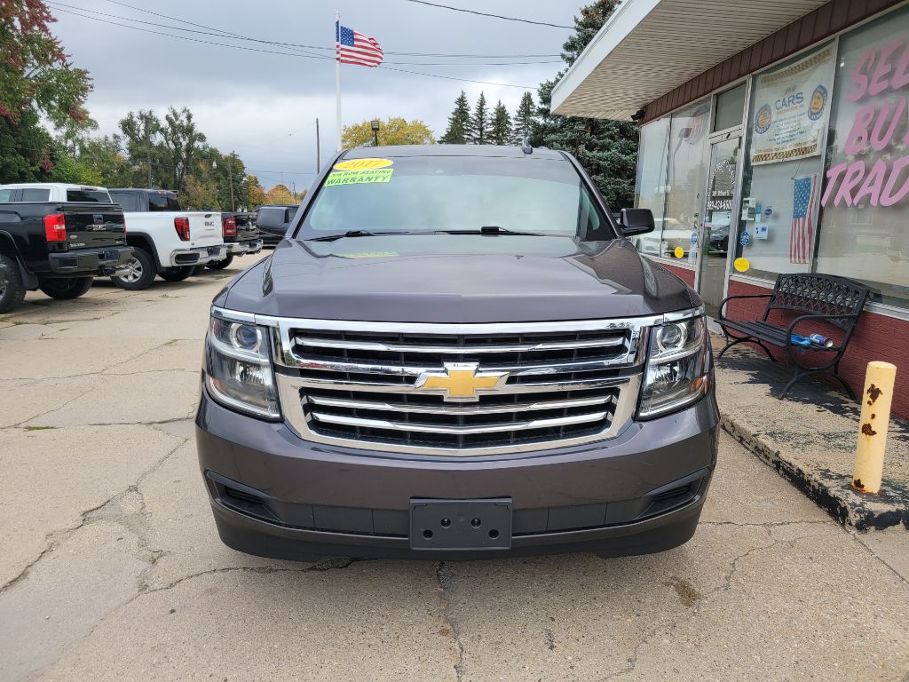 Photo 2 of this CHEVROLET SUBURBAN