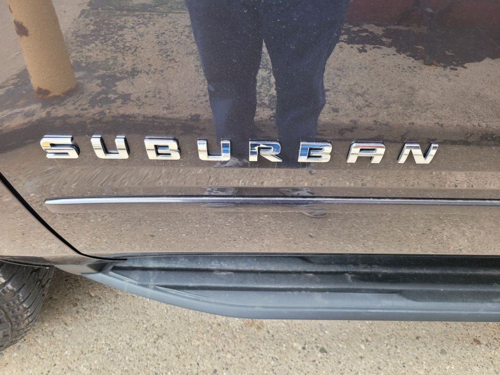 Photo 15 of this CHEVROLET SUBURBAN